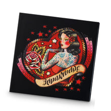 Load image into Gallery viewer, Reina Rebelde Almond Shade Finishing Powder Compact