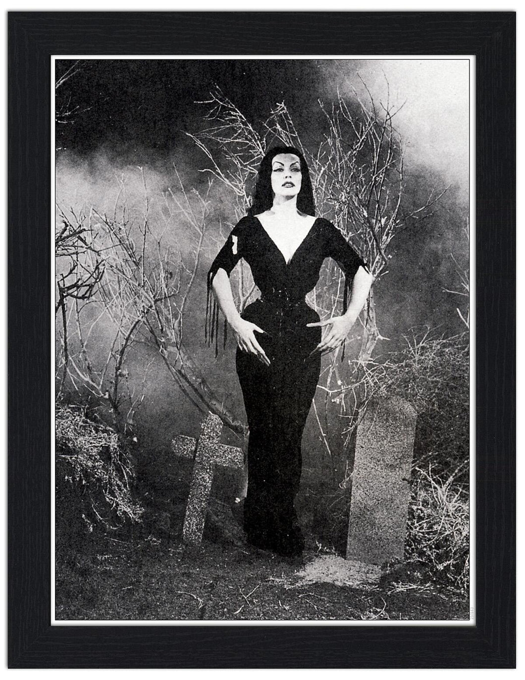 Vampira 30x40 Unframed Art Print