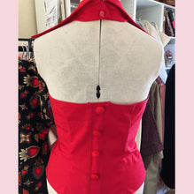 Load image into Gallery viewer, Beautiful Summer Top Made From An Original 1950s Pattern
