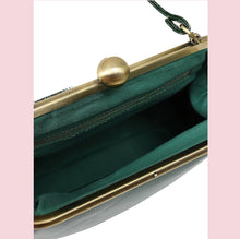 Load image into Gallery viewer, Banned Doris 1940s Handbag Green
