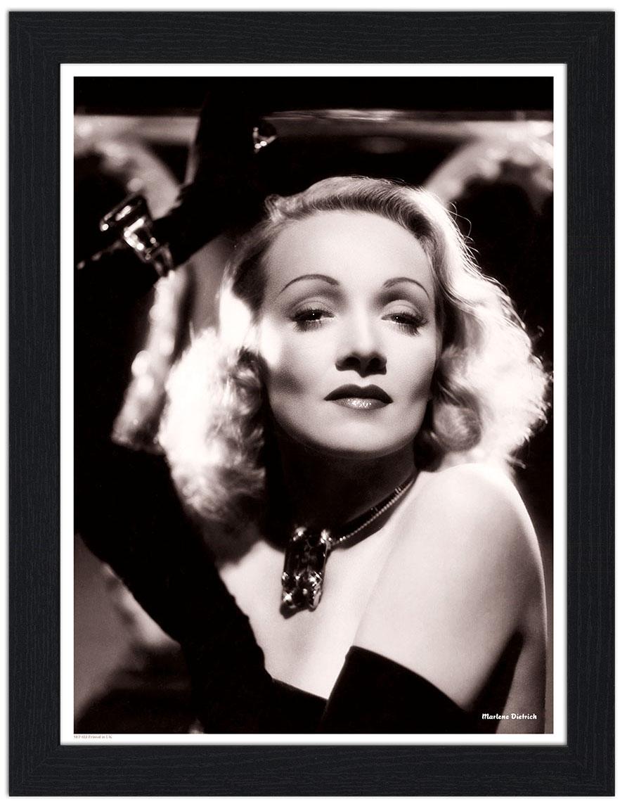 Marlene Dietrich 30x40 Unframed Art Print